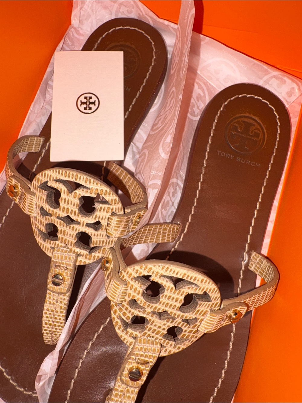 Tory Burch Taupe Logo Thong Sandals with Brown Footbed EUC  size 7M